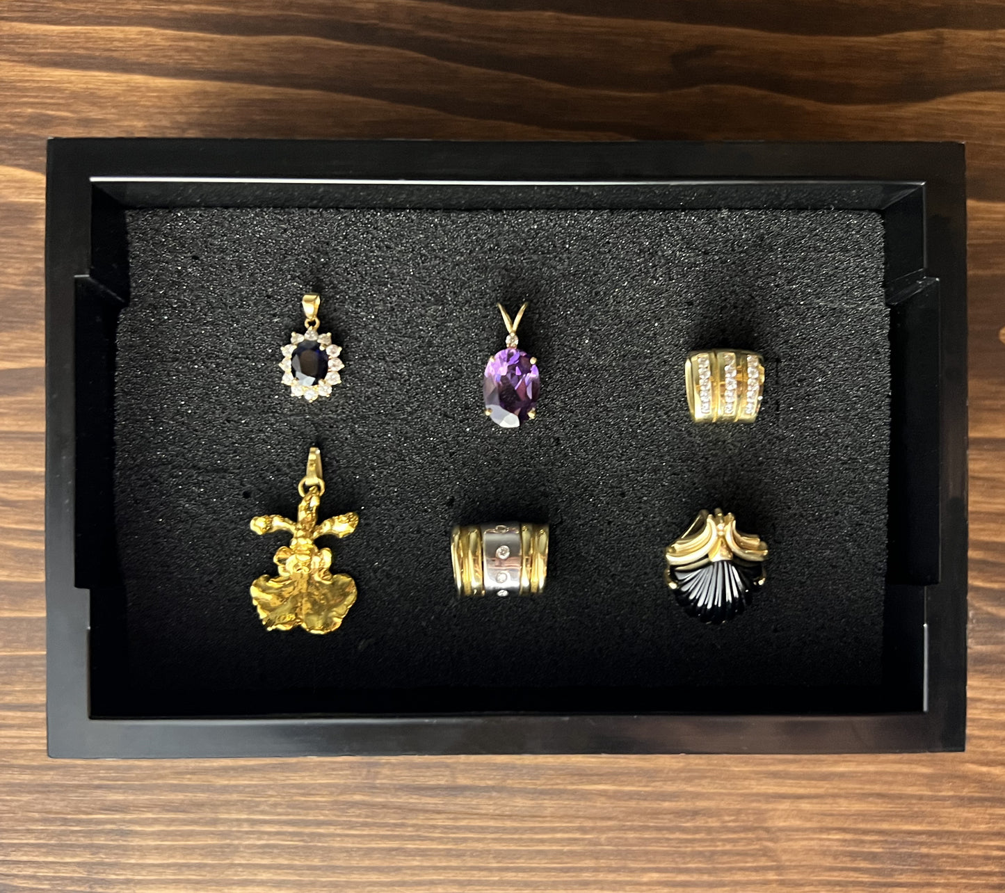 Earring | Pendant | Ring | Cufflink Case